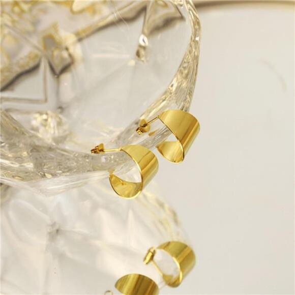 18K Gold-Plated Stud Earrings - Picture 2 of 5